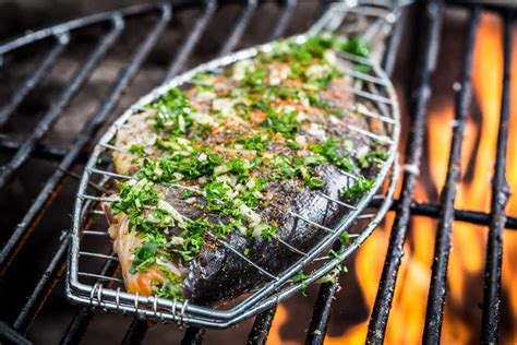 how to cook fish on the grill|How to Grill Fish to Perfection—Including Cod, Salmon .